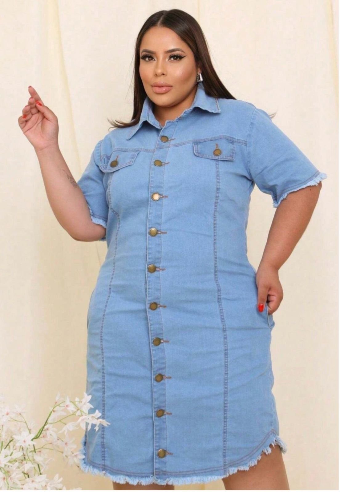 Vestido Jeans Plus Size Manga Curta Fechamento em Botões Delave - Marca OUSADIA JEANS