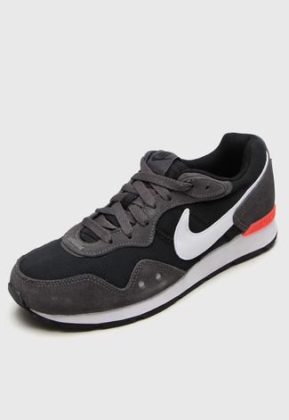 Tênis Nike Sportswear Venture Runner Preto/Cinza