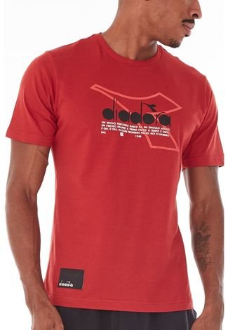 Camiseta Diadora Tonal Frieze Vermelha