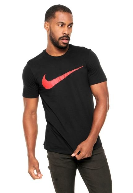 Camiseta Nike Sportswear Hangtag Swoosh Preta - Marca Nike Sportswear