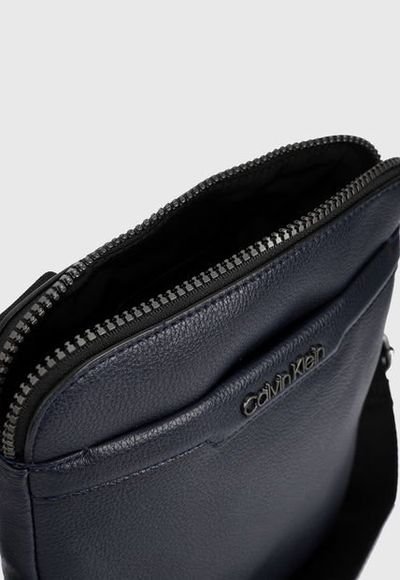 Manos libres deals calvin klein