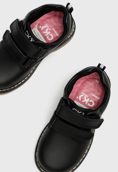 Zapato sales reina niña