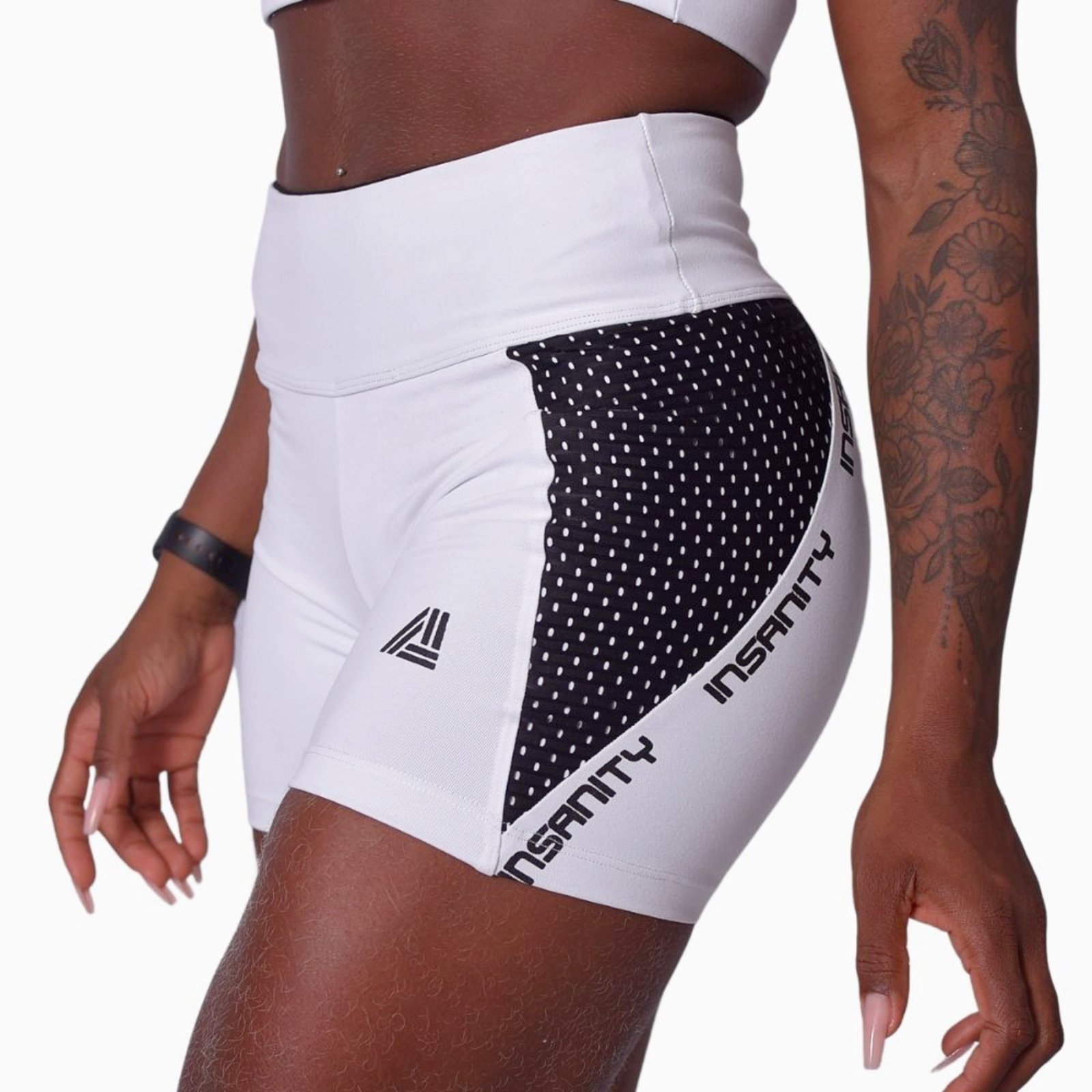 Short Feminino Fitness com Bolso Insanity Trust cp  Branco - Marca Insanity