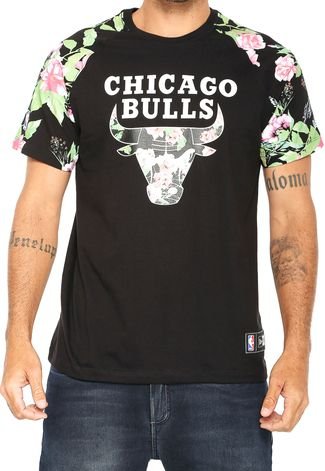 Camiseta New Era Floral Happy Bulls Preta