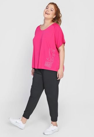 Camiseta Plus Size Nike Icon Clash Mil Rosa