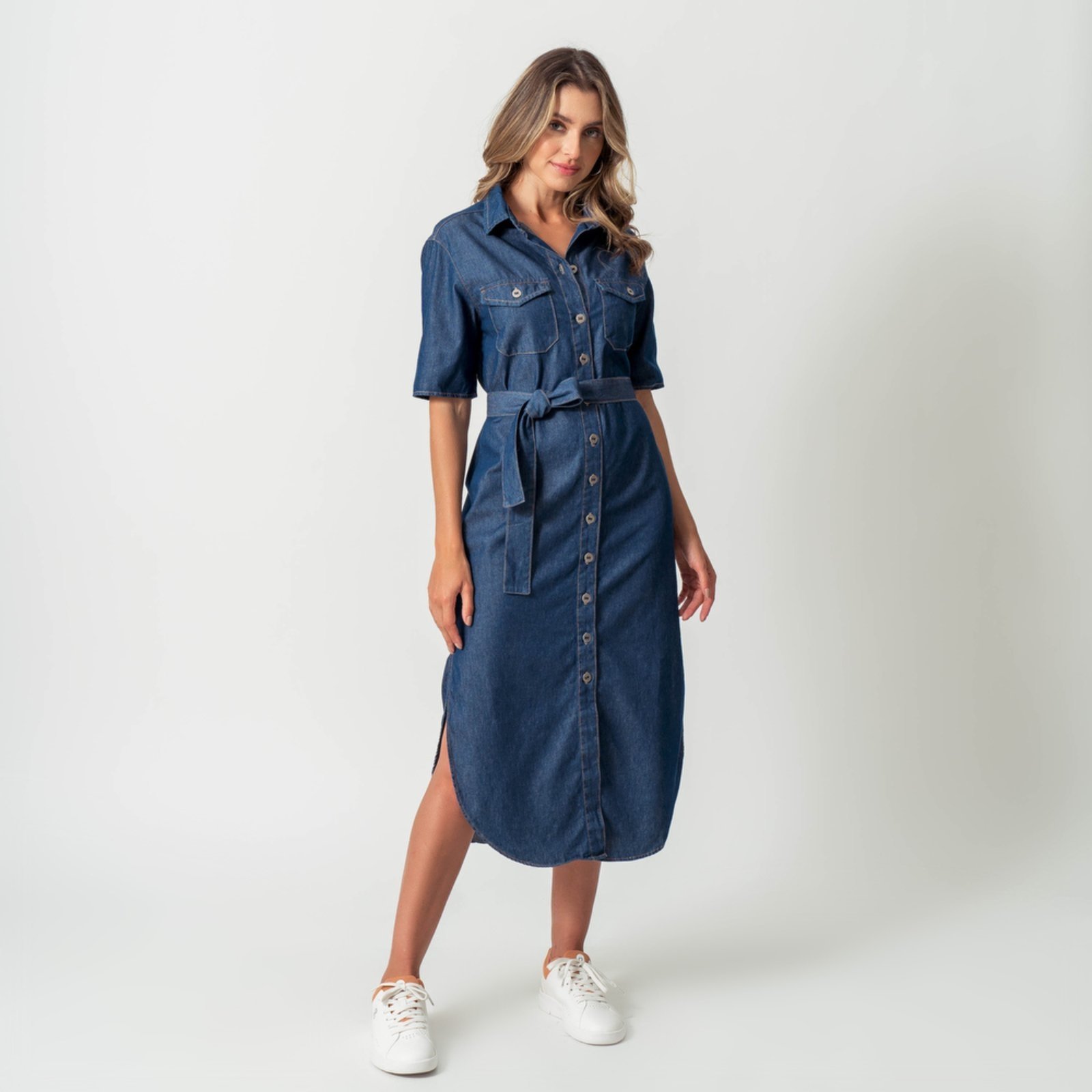 Vestido Chemise Midi Jeans Leve Fendas Laterais Cinto Azul Escuro - Marca Bloom