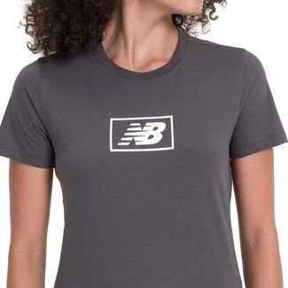 Camiseta Feminina New Balance Essentials Logo Cinza Escuro