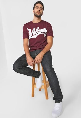 Camiseta Volcom Doody Script Vinho