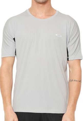 Camiseta Oakley Tech Knit Tee Cinza