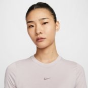 Camiseta Nike Sportswear Cropped Slim Feminina - Marca Nike