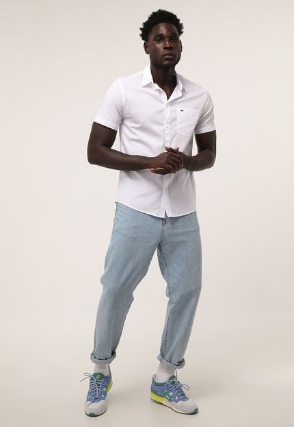 Camisa Tommy Jeans Reta com Bolso Branca - Marca Tommy Jeans