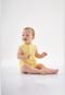 Macaquinho em Suedine Unissex Bebê Up Baby Amarelo - Marca Up Baby