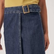 Saia Midi Jeans Transpassada Com Fivela Azul Escuro - Marca Bloom