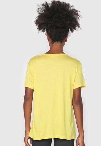 Camiseta Colcci Fitness Fearless Amarela