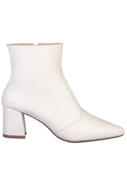Bota Off White Branca Feminina Cano Curto Salto Grosso Bico Fino - Marca Stessy Shoes