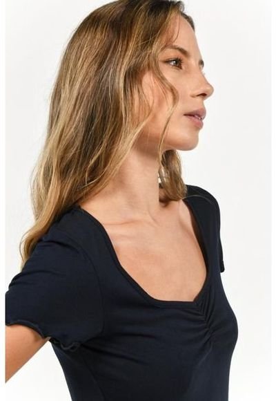 KOAJ CAMISETA KOAJ TOPLOK 3 21 Compra Ahora Dafiti Colombia