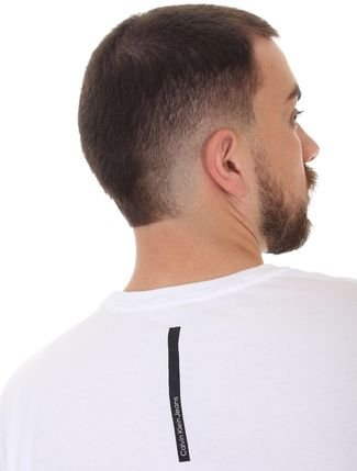Camiseta Calvin Klein Jeans Masculina Black Omega Logo Branca - Compre  Agora