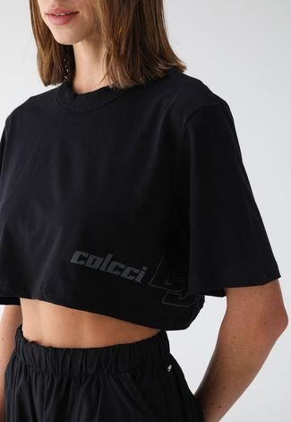 Camiseta Cropped Colcci Reta Logo Preta