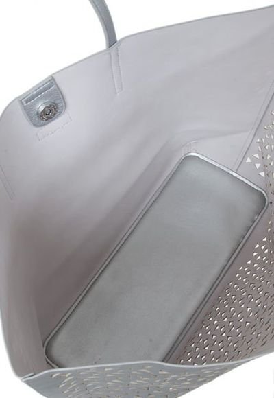Cartera top plateada prune