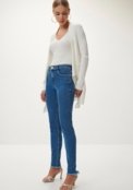 Calça Jeans Skinny Cropped com Cintura Média - Marca Lez a Lez