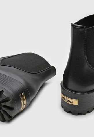 Bota chelsea colcci sales tratorada preta resenha