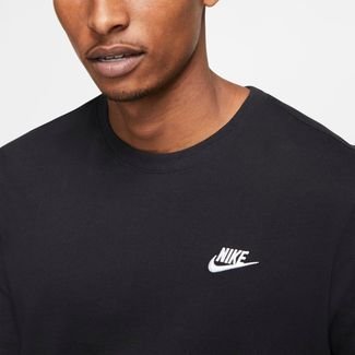 Camiseta Nike Sportswear Club Preta