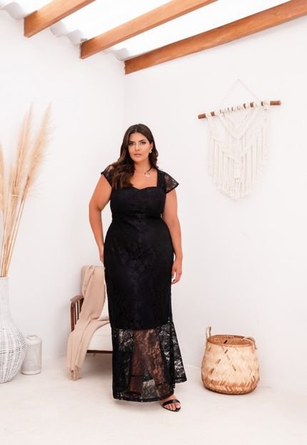 Vestido Plus Size Em Renda Floral  Preto - Marca Predilects Plus