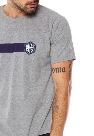 Camiseta New Era Charlotte Hornets Cinza