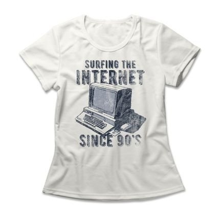 Camiseta Feminina Surfing The Internet - Off White - Marca Studio Geek 