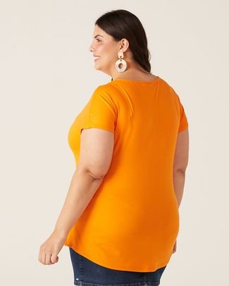 Blusa Básica Feminina Plus Size Decote Redondo Em Viscose Stretch