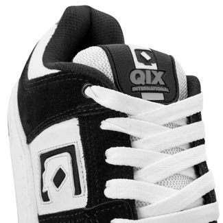 Tênis Qix Skate Retrô 90s MG Preto Branco