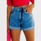 Shorts Jeans Mom Barra A Fio Feminina Revanche Terjola - Marca Revanche