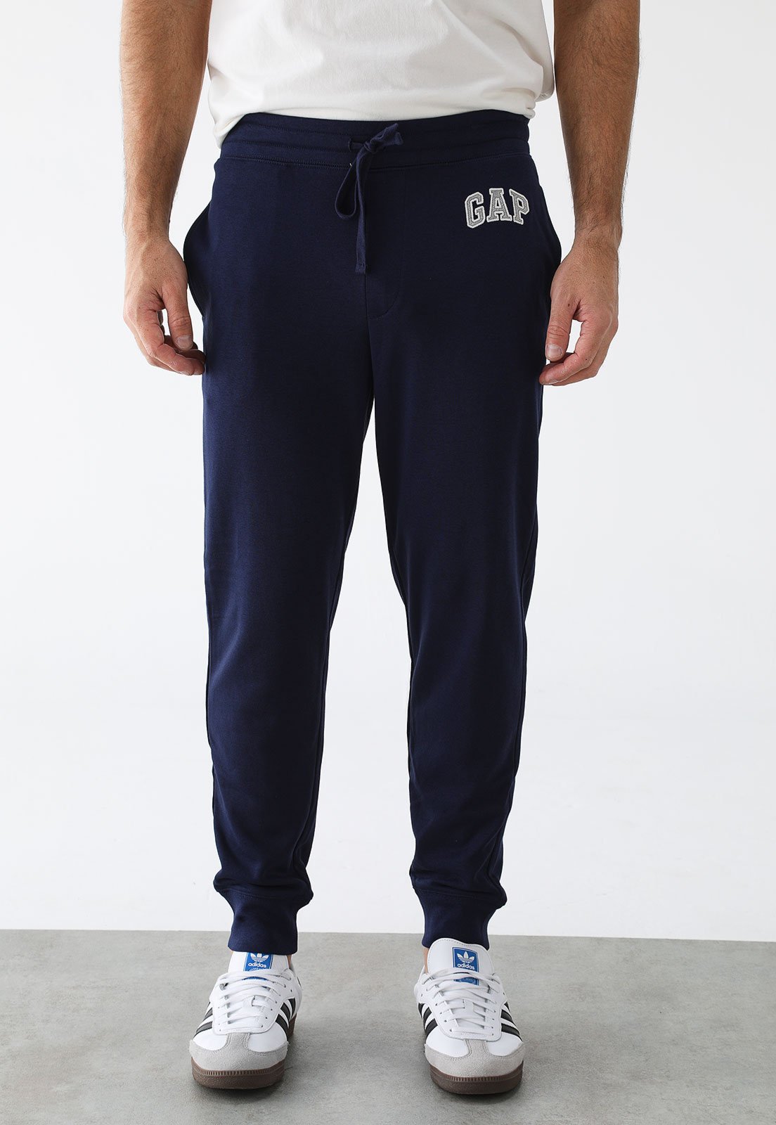 Calça de Moletom GAP Jogger Lisa Azul Marinho - Marca GAP