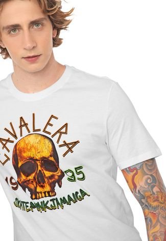 Camiseta Cavalera Calçada RJ Branca - Faz a Boa!