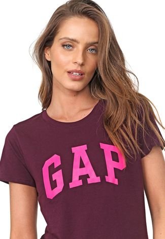 Camiseta Gap Logo Vinho - Mamanhê Store - Roupas e Acessórios Infantis