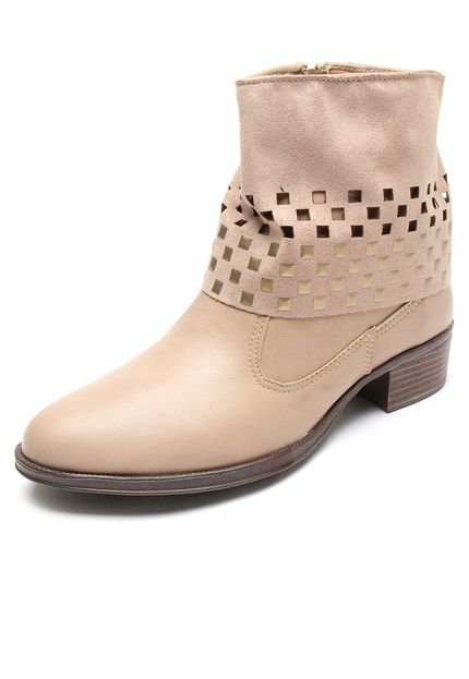 Bota DAFITI SHOES Cano Curto Tachas Vazada Nude - Marca DAFITI SHOES