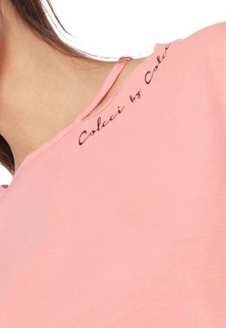 Camiseta Cropped Colcci Fitness Recorte Coral