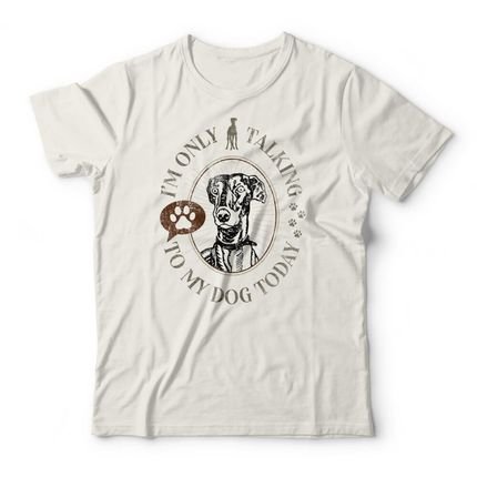 Camiseta Talking To My Dog - Off White - Marca Studio Geek 
