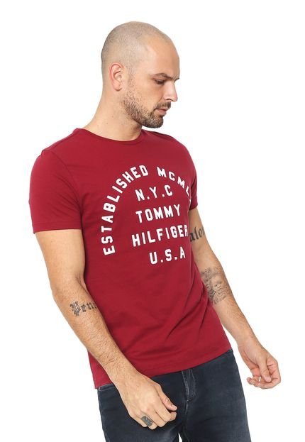 Camiseta Tommy Hilfiger Estampada Bordô - Marca Tommy Hilfiger