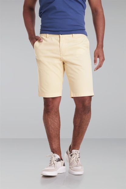 Bermuda Chino Comfort - Amarelo 44 HIGHSTIL - Marca HIGHSTIL