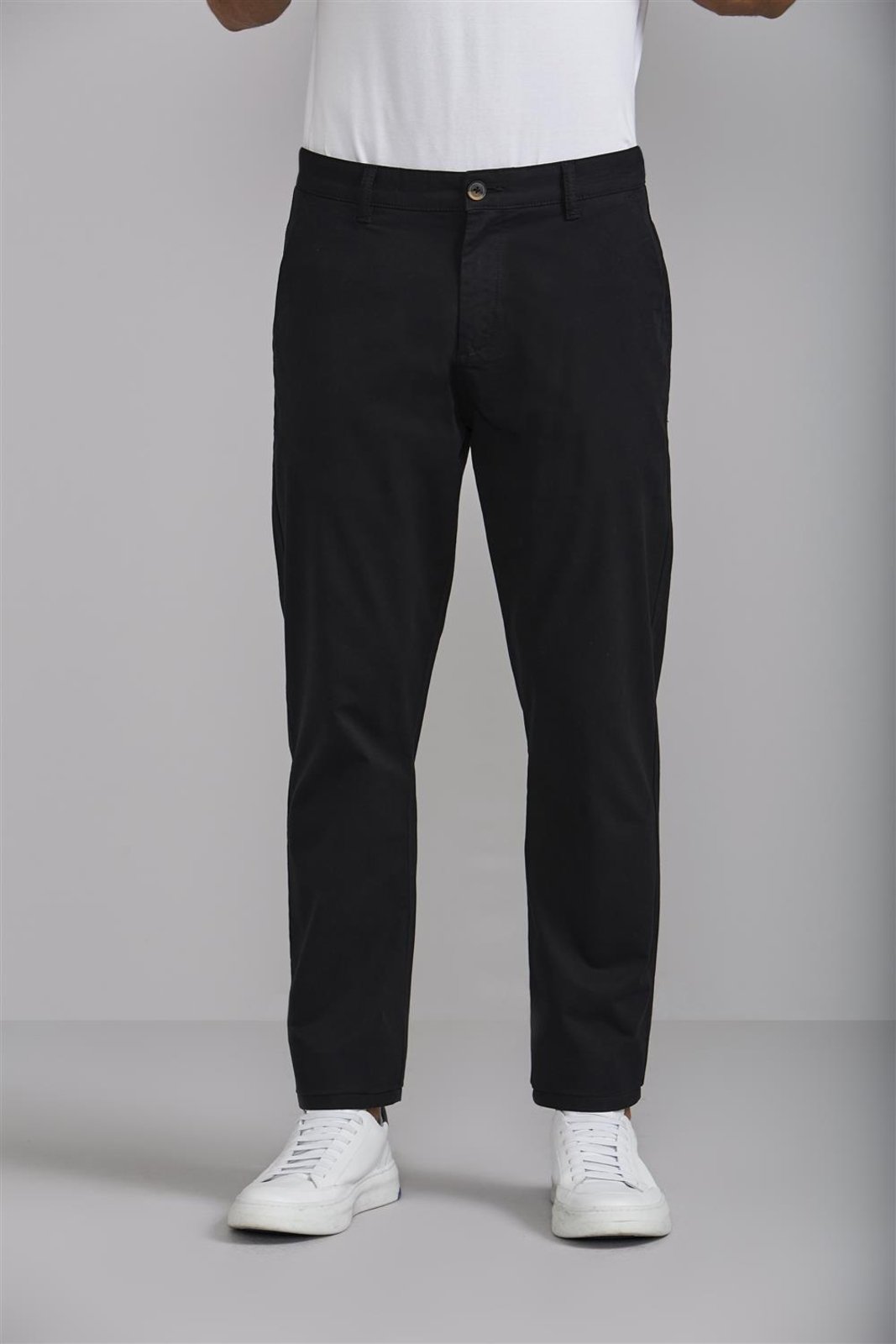 Calça Chino Comfort 46 HIGHSTIL - Marca HIGHSTIL