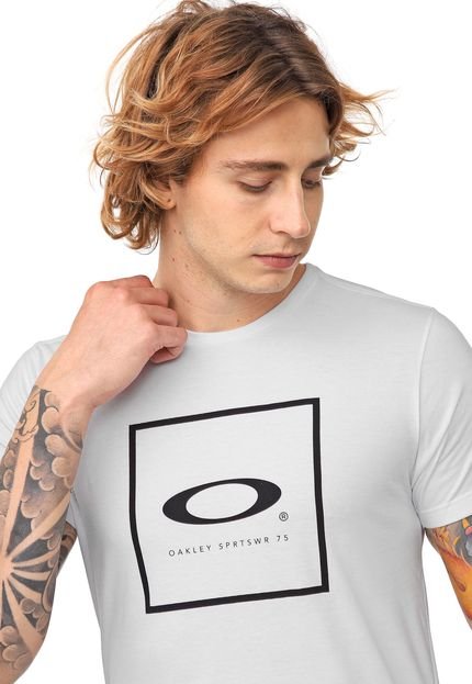 Camiseta Oakley Fractal Branca - Marca Oakley