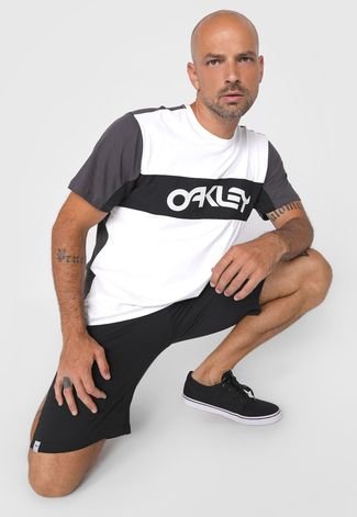 Camiseta Oakley Tee Branca Logo Preto