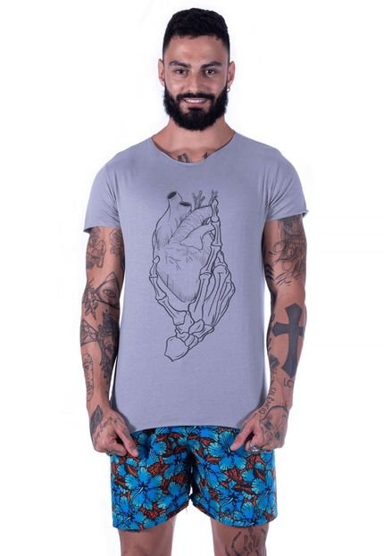 Camiseta Joss Corte a Fio Hand Heart Cinza Claro - Marca Joss