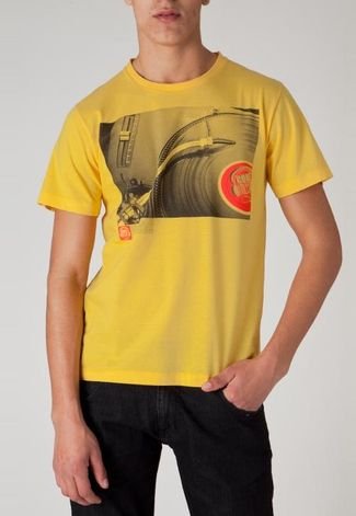 Camiseta Brasil Music Amarela