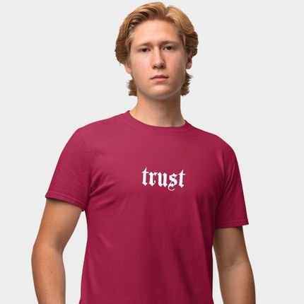 Camisa Camiseta Genuine Grit Masculina Estampada Algodão 30.1 Trust - P - Bordo - Marca Genuine
