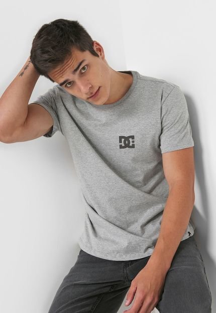 Camiseta DC Shoes Star Chest Cinza - Marca DC Shoes