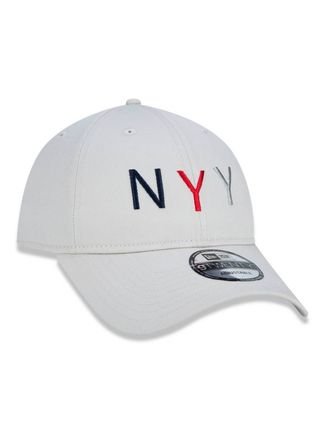 Boné New Era 920 Strapback New York Yankees Off White