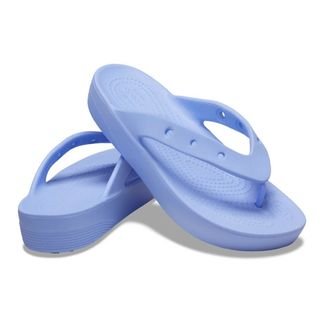 Chinelo Crocs Classic Plataform Flip Moon Jelly 40 Azul - Compre Agora