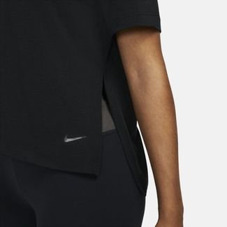 Camiseta Nike Yoga Dri-FIT Preto